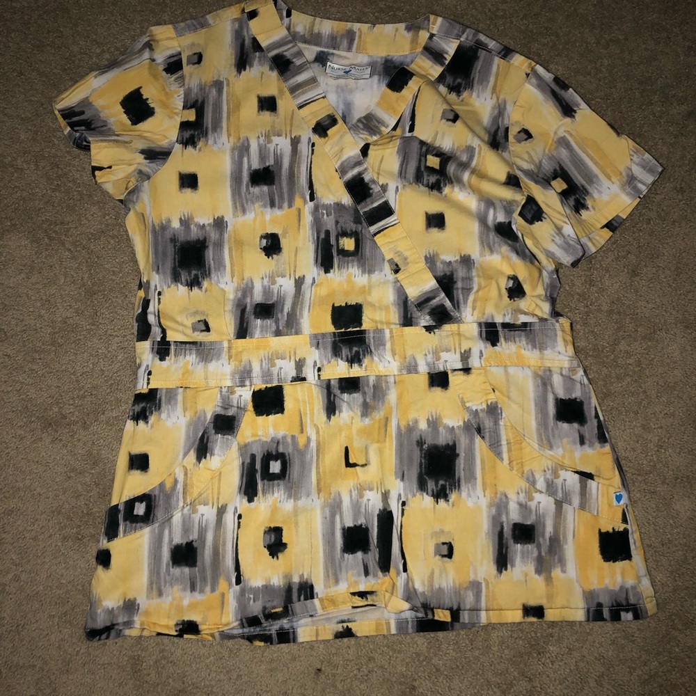 Nursemates scrub top